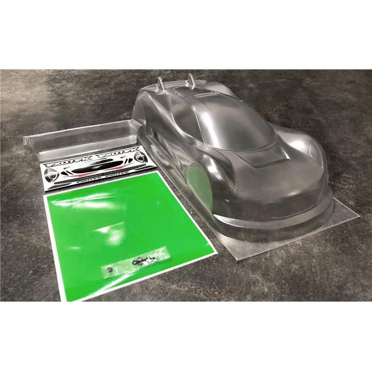 Clear Lexan 1-10 Race Body with Wing F99427