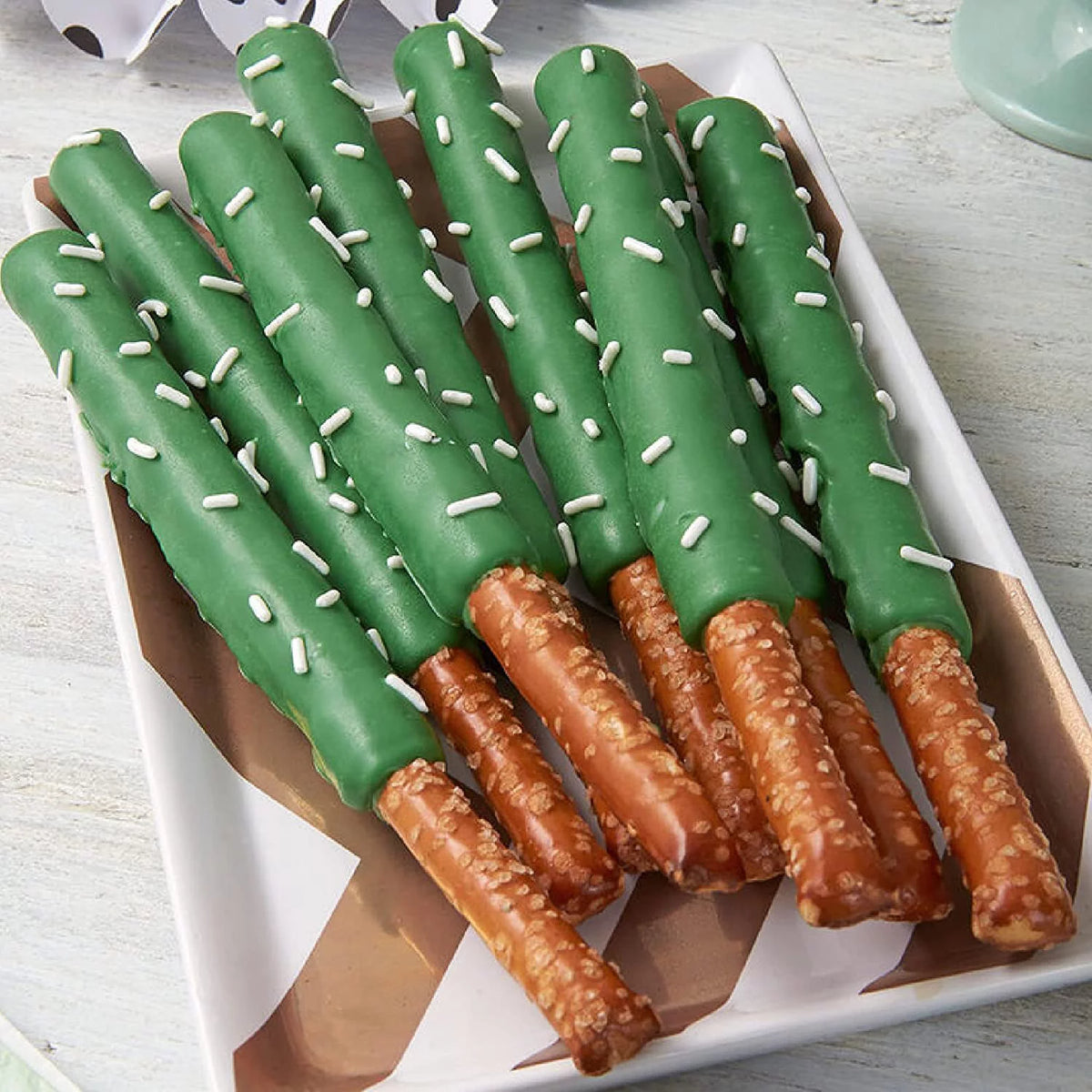 Dark Green Candy Melts 12 oz Pack of 6 T319