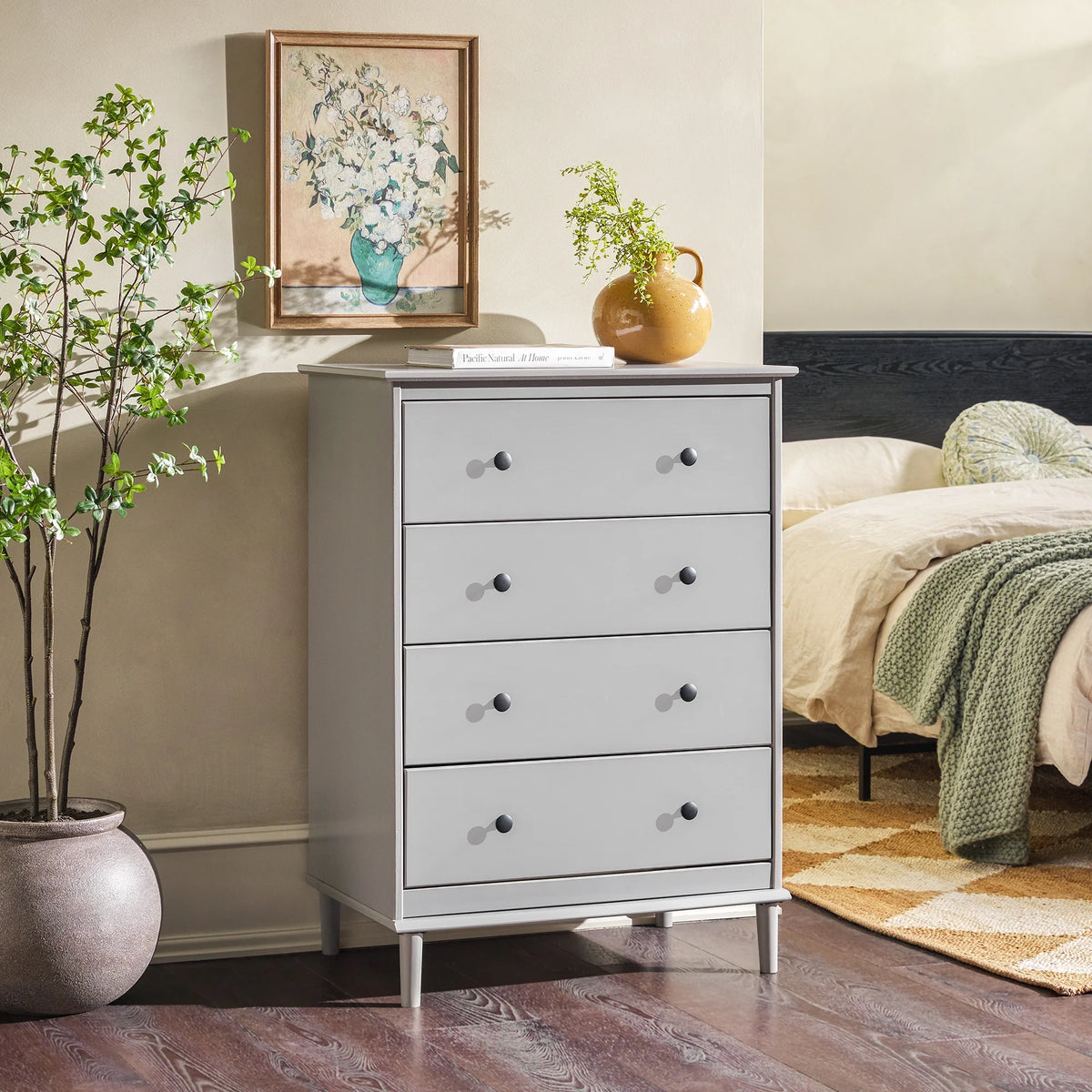 4 Drawer Solid Wood Dresser R3419