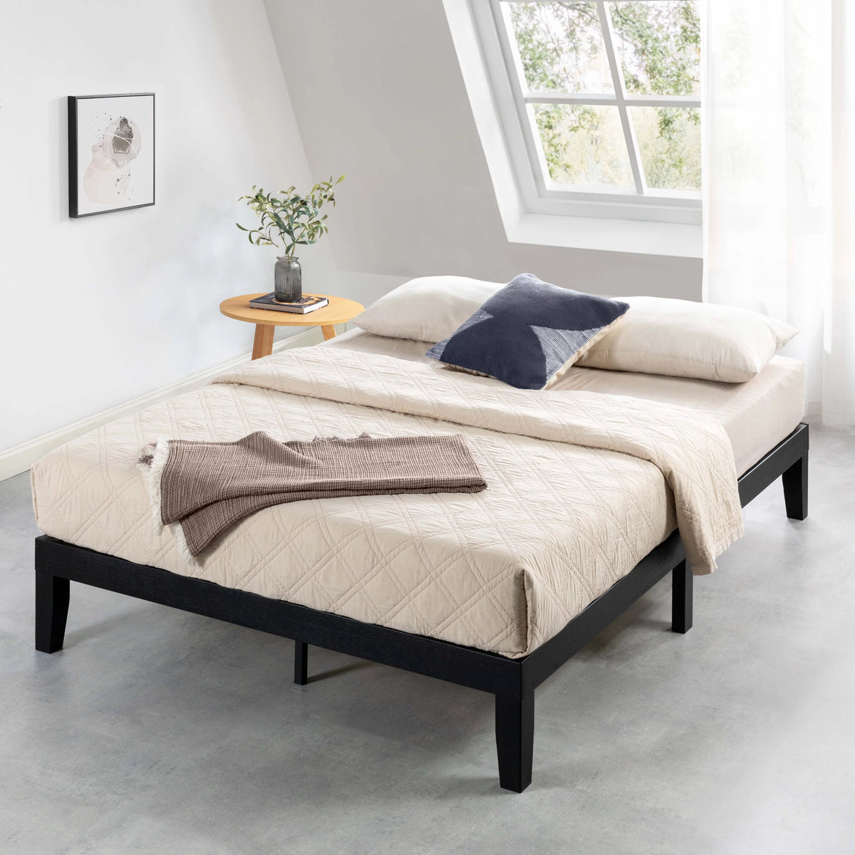 12" Black Queen Solid Wood Platform Bed Frame H225545
