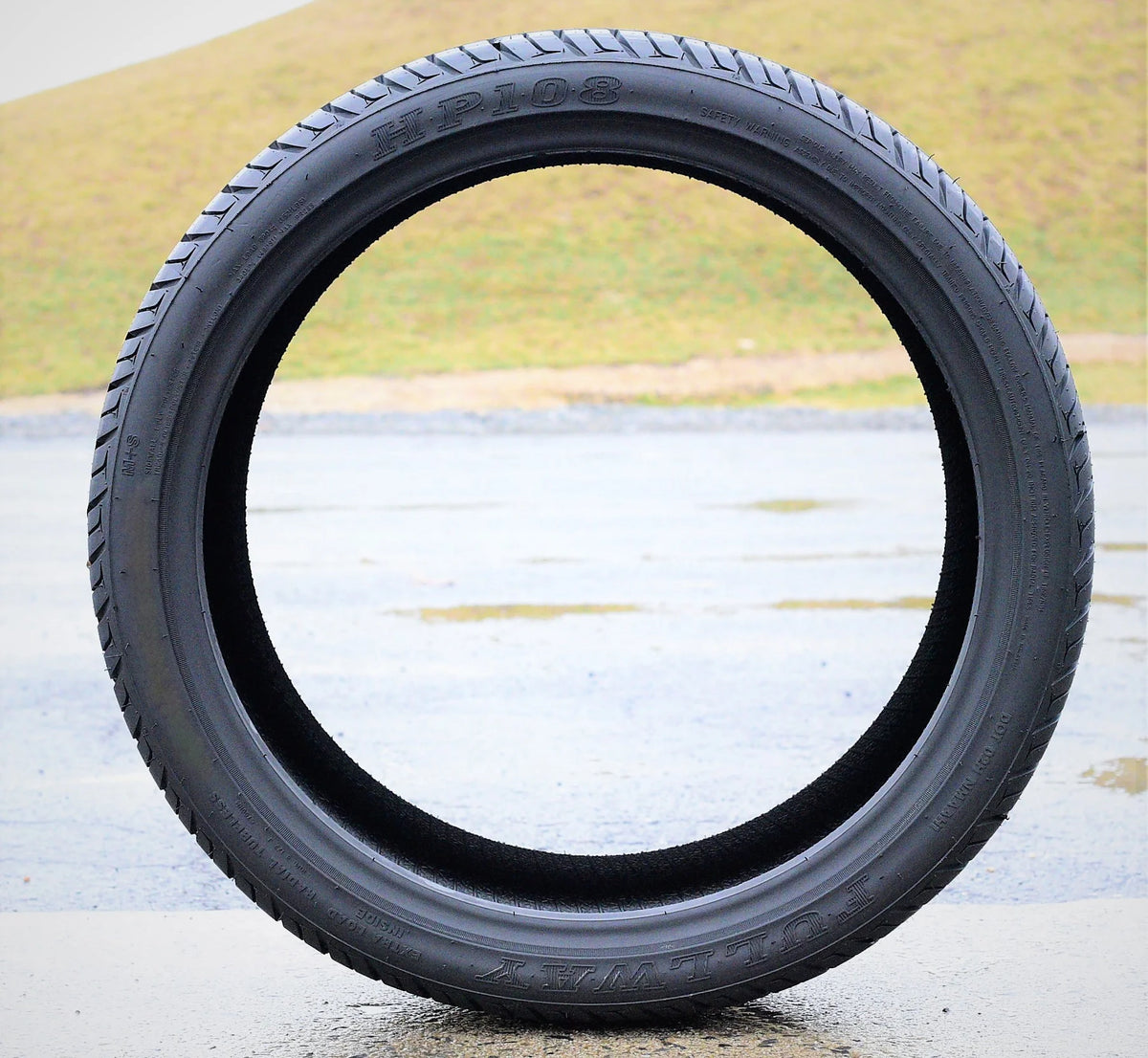 225/45ZR18 95W XL All Season Performance Tire P9854