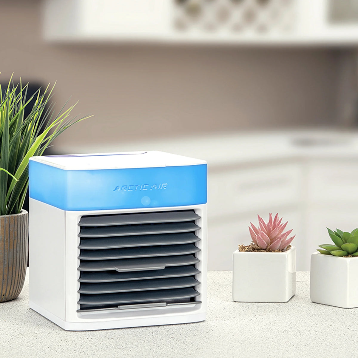 Personal Evaporative Air-Cooler Z767