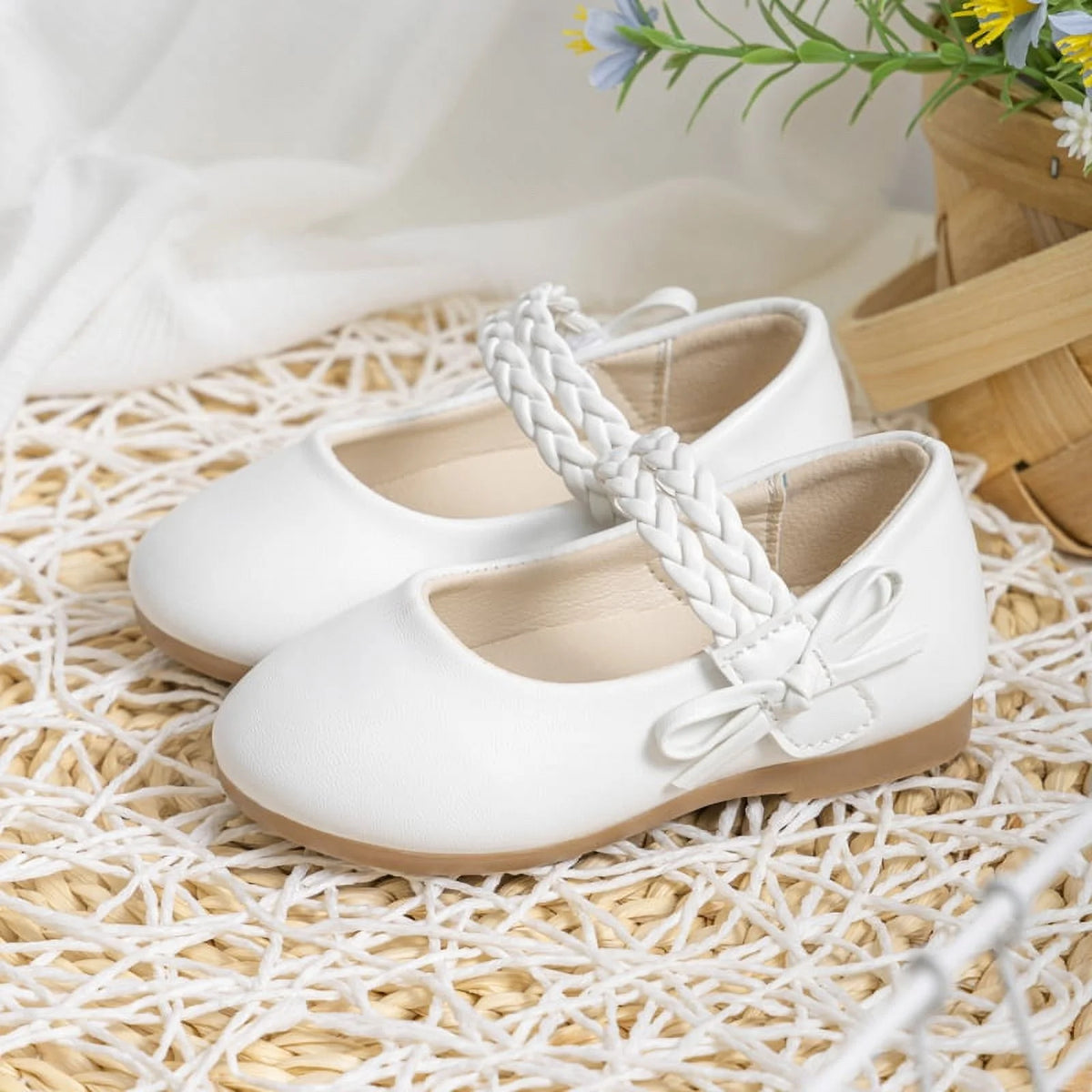 White Mary Jane Flat Toddler Dress Shoes Q7920