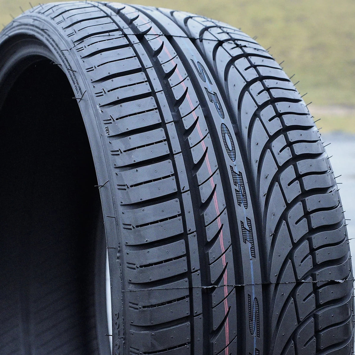 225/45ZR18 95W XL All Season Performance Tire P9854